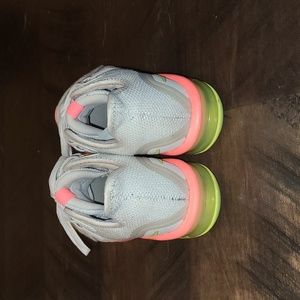 Great condition Nike Air Max Sequent 3 Light Bone Hot Punch